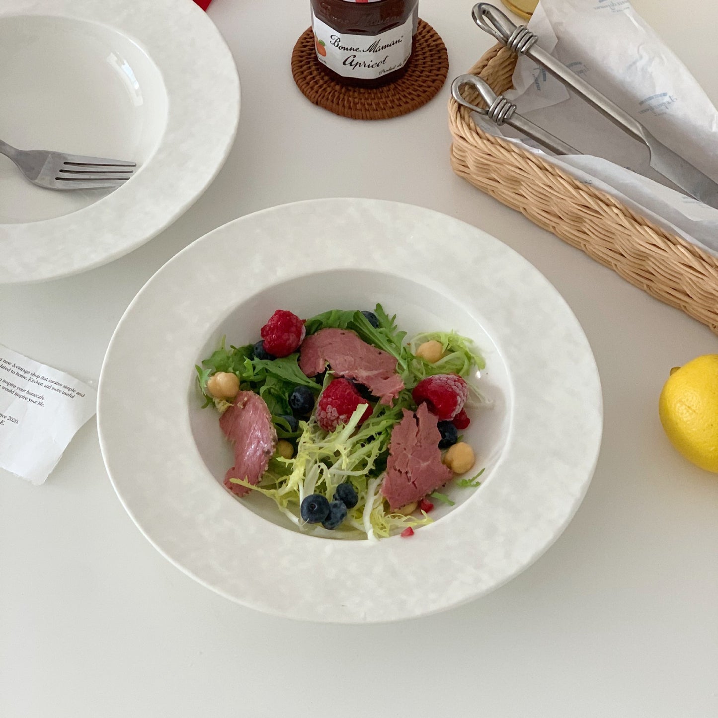Ceramic Dinner Plate, Round Serving Plate, 18.5 cm
