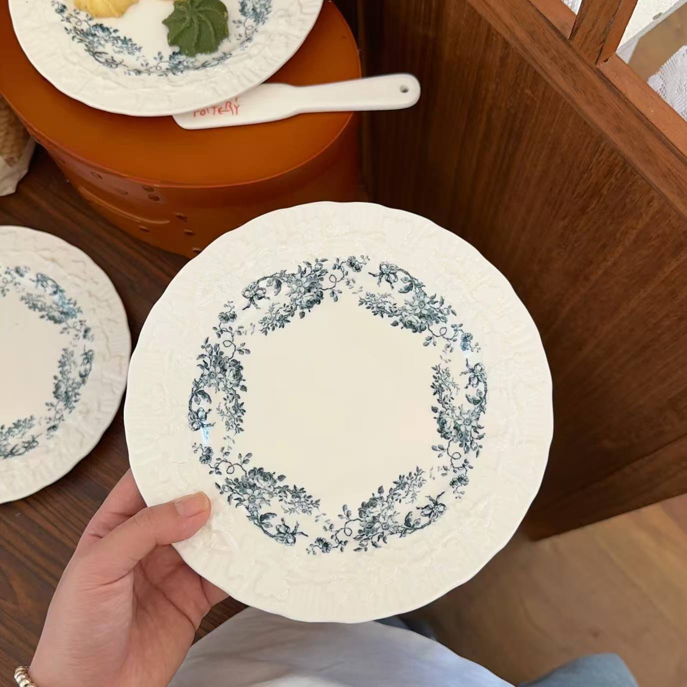 Ceramic Dinner Plate, 9 Inch