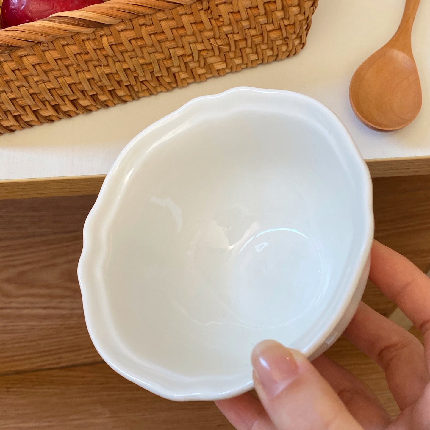 Ceramic Rice Bowl with Swallow Design, 4.5 Inch